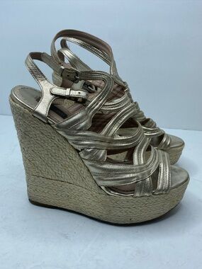 Joan & David Size 7.5 M Metallic Gold Wedge Espadrille Beach Sandals - Women